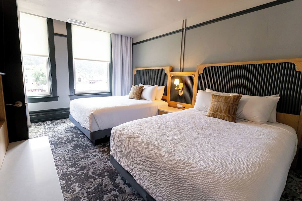 Wifi gratis y ropa de cama