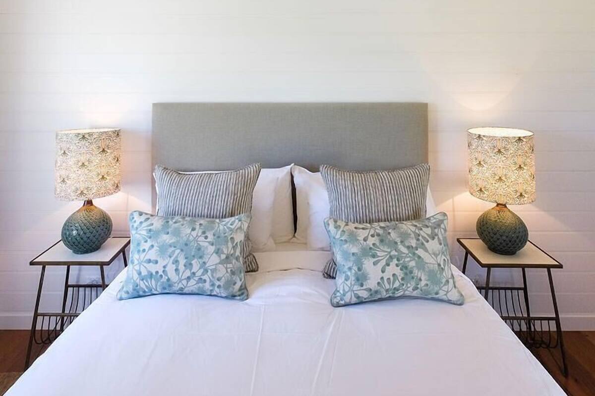 Suite de lujo, 1 cama King size | Ropa de cama de alta calidad, minibar y tabla de planchar con plancha