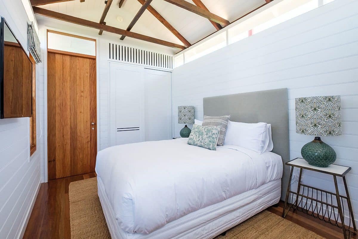Shearers Quarters 8 | Premium bedding, minibar, iron/ironing board, cribs/infant beds