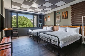 Casa, 3 habitaciones | Escritorio, cortinas blackout, insonorización y wifi gratis