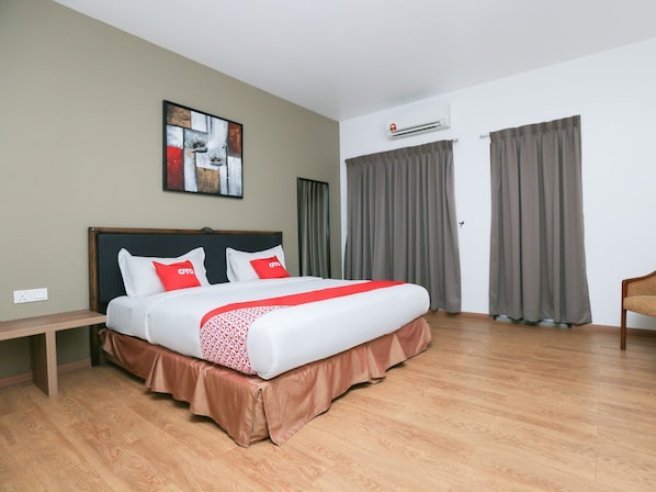 Kahden hengen deluxe-huone | Työpöytä, äänieristys, ilmainen Wi-Fi, vuodevaatteet