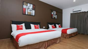 Family Suite | 1 bedroom, desk, soundproofing, free WiFi