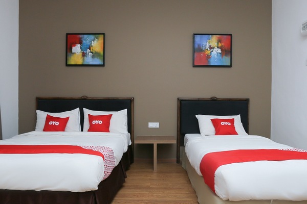 Superior Suite | Desk, soundproofing, WiFi (free), bed sheets
