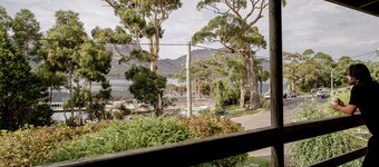 Freycinet Cottage 1