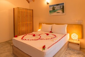 Caja de seguridad en la habitación y sistema de insonorización 