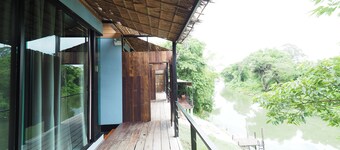 Maithong Riverside