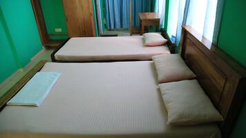 Comfort Triple Room, City View | 14 bedrooms, premium bedding, desk, soundproofing