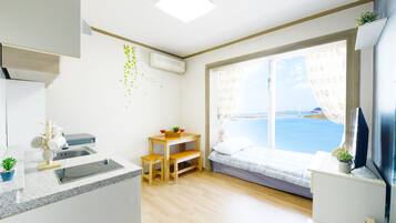 Double Room | Free WiFi