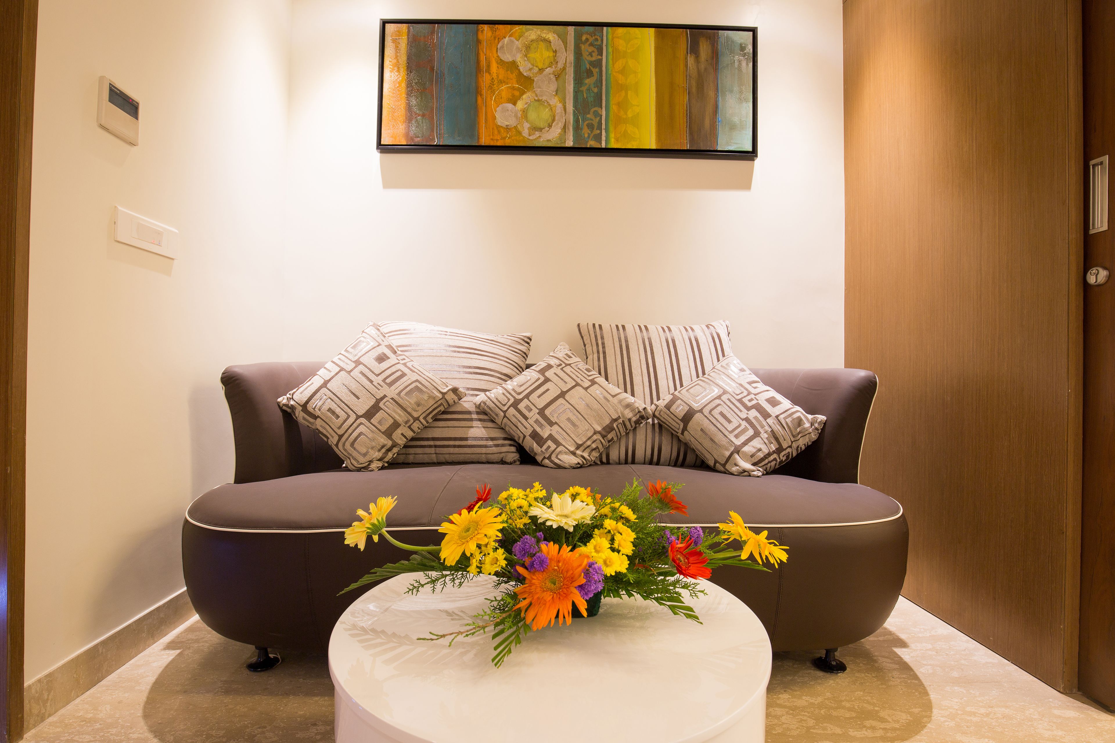 premium bedding, in-room safe, desk, soundproofing