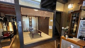 家庭房, 2 间卧室, 无烟房, 城市景观 (JP style, Sushi course/JP Breakfast) | 羽绒被、特色装修、特色家居、遮光窗帘