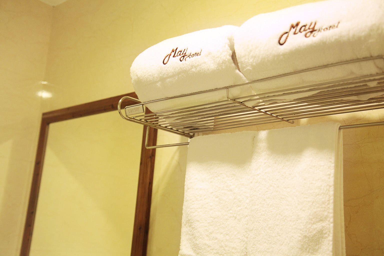 shower, free toiletries, hair dryer, slippers