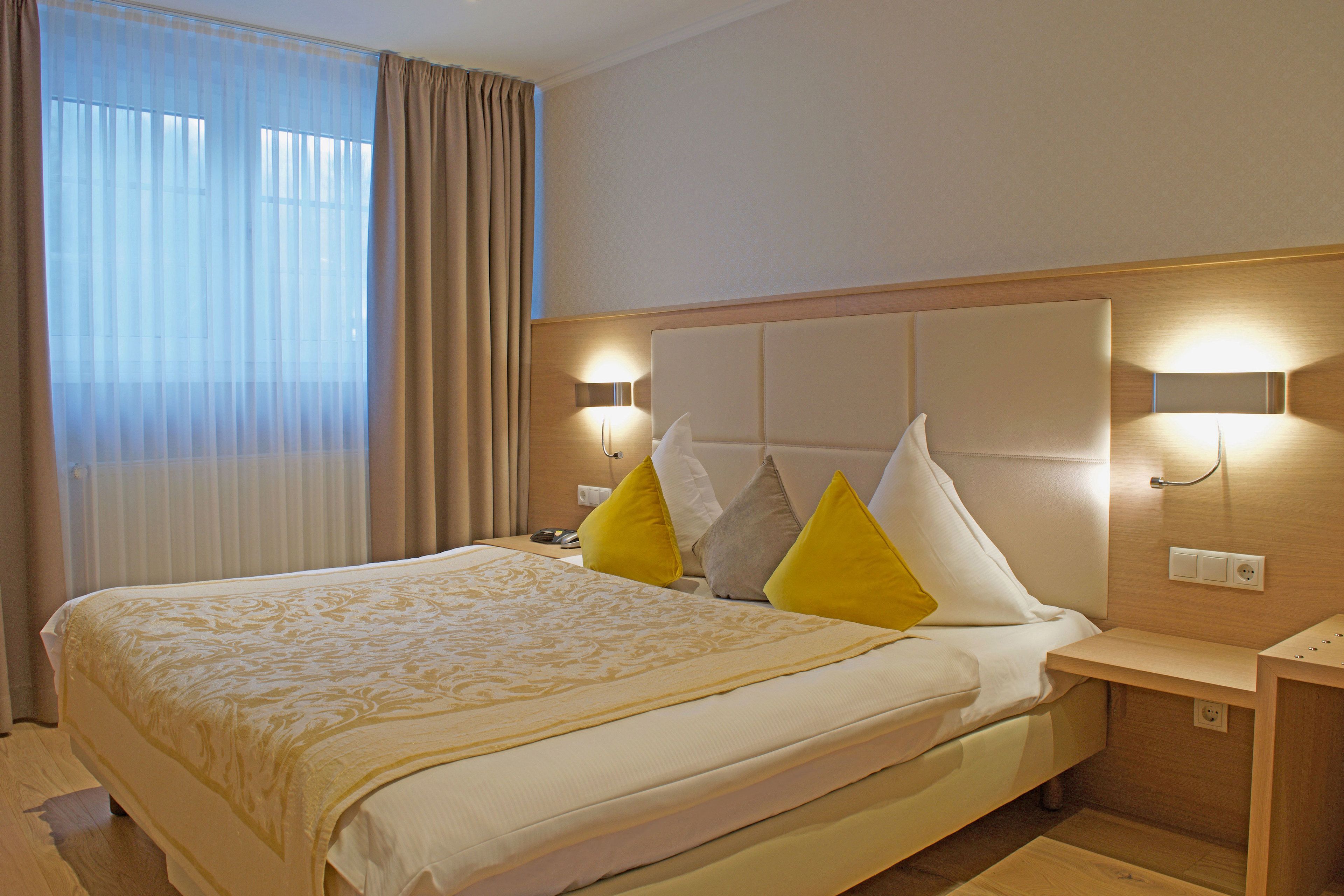 comfort double room, terrace | minibar, in-room safe, desk, soundproofing