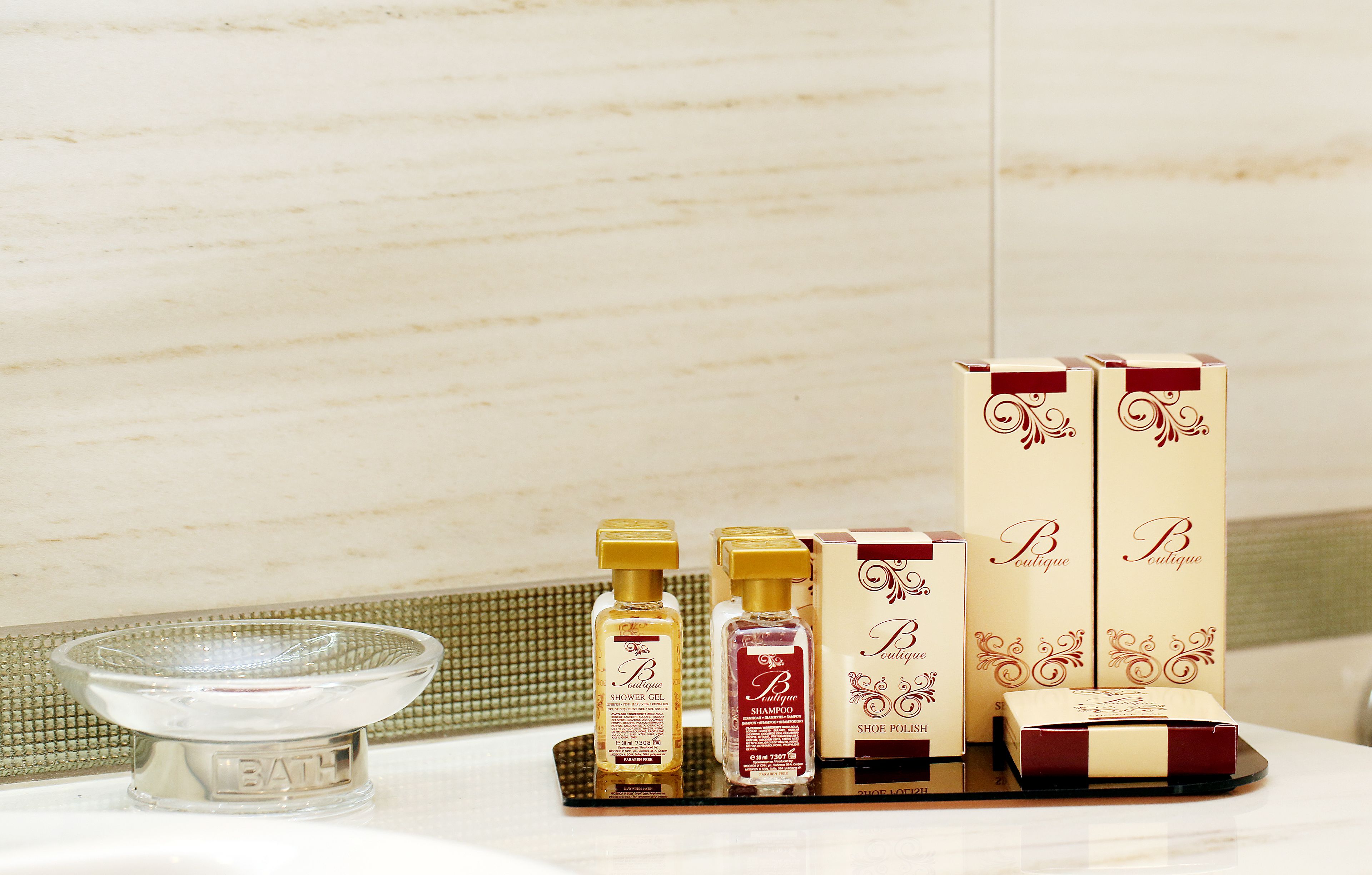 family suite (2 bathrooms) | bathroom amenities | deep-soaking bathtub, designer toiletries, hair dryer, bathrobes