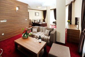 Flat-screen TV - COOP Hotel (Sofia)