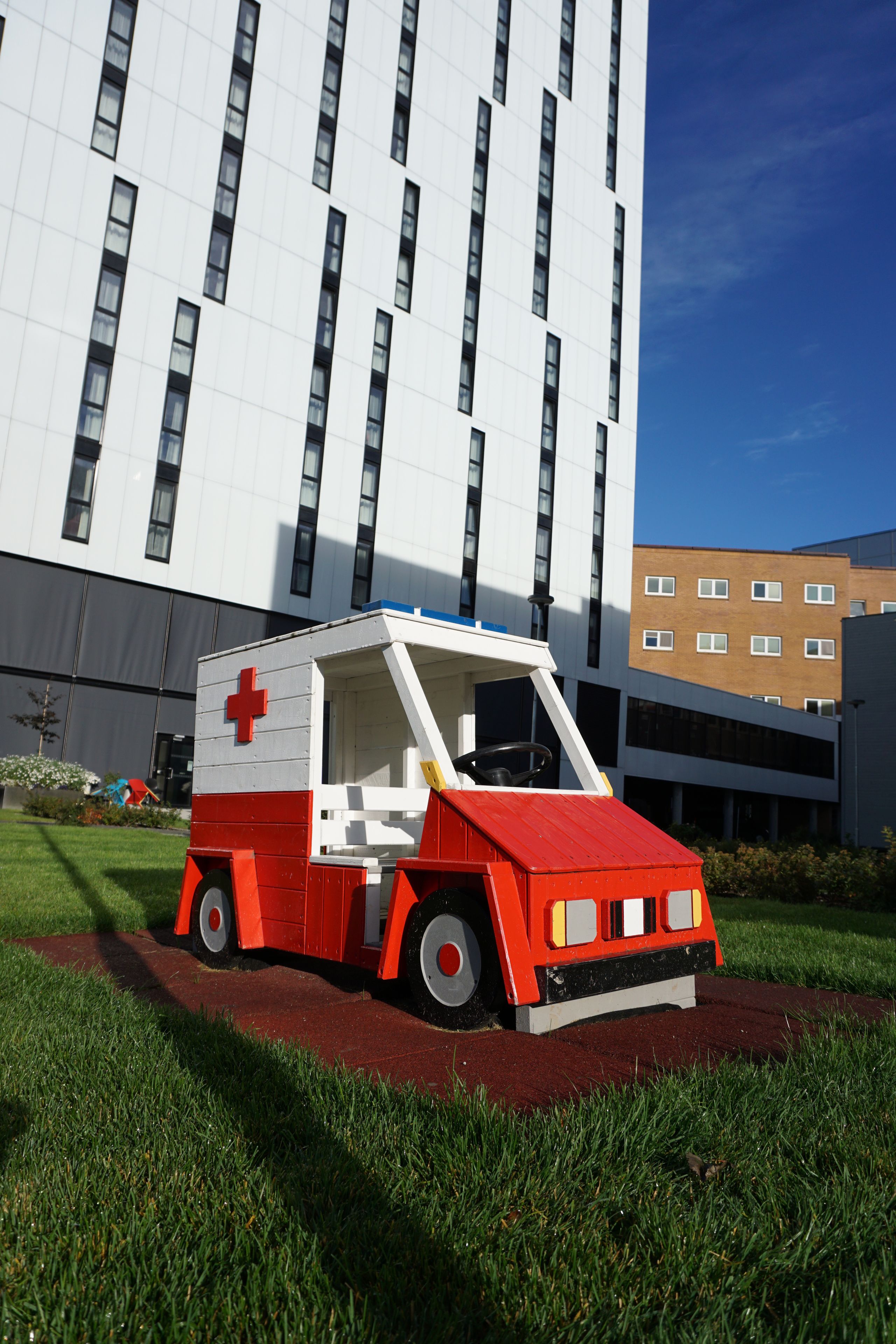 children’s play area – outdoor