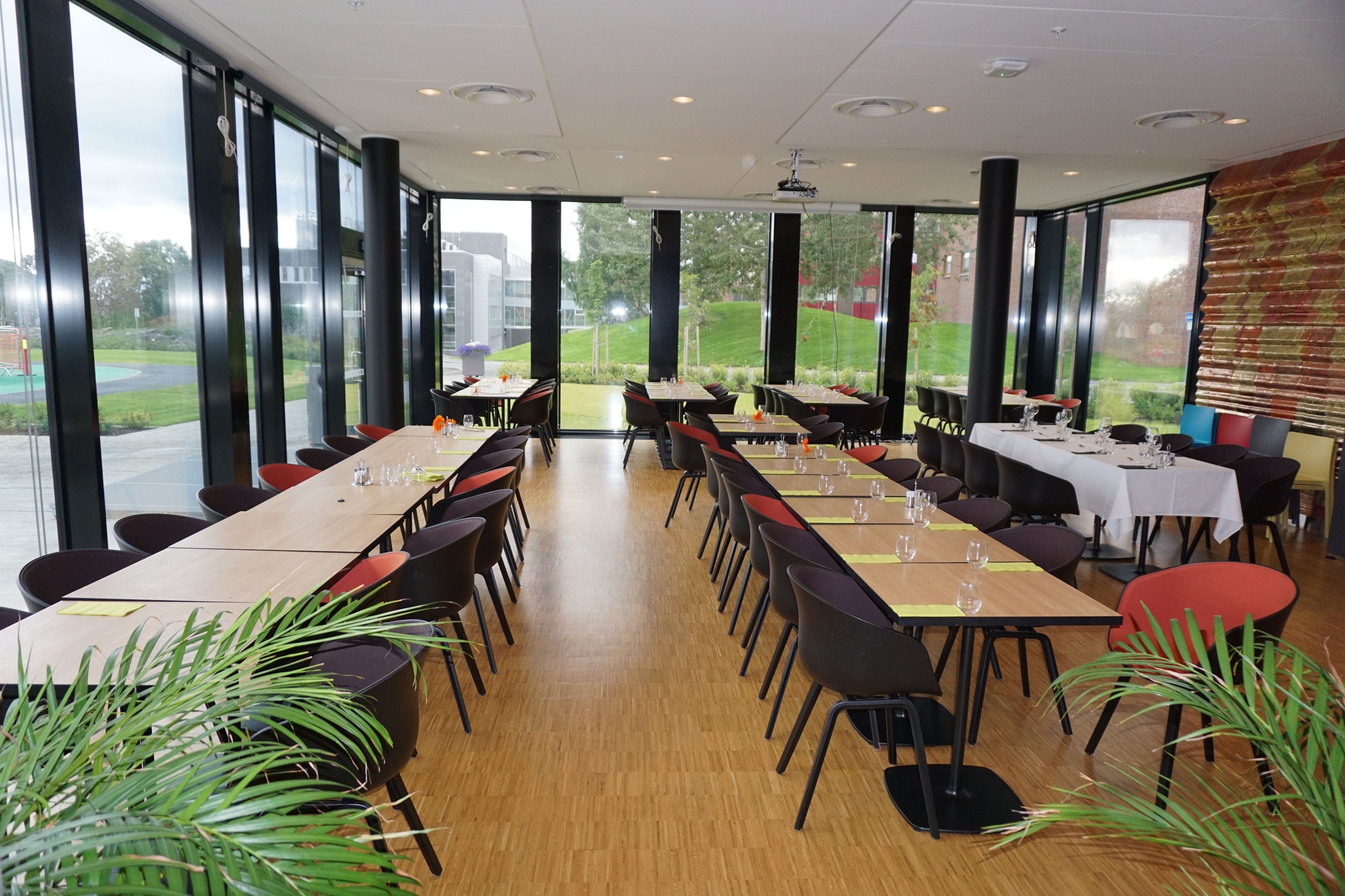 Meeting facility