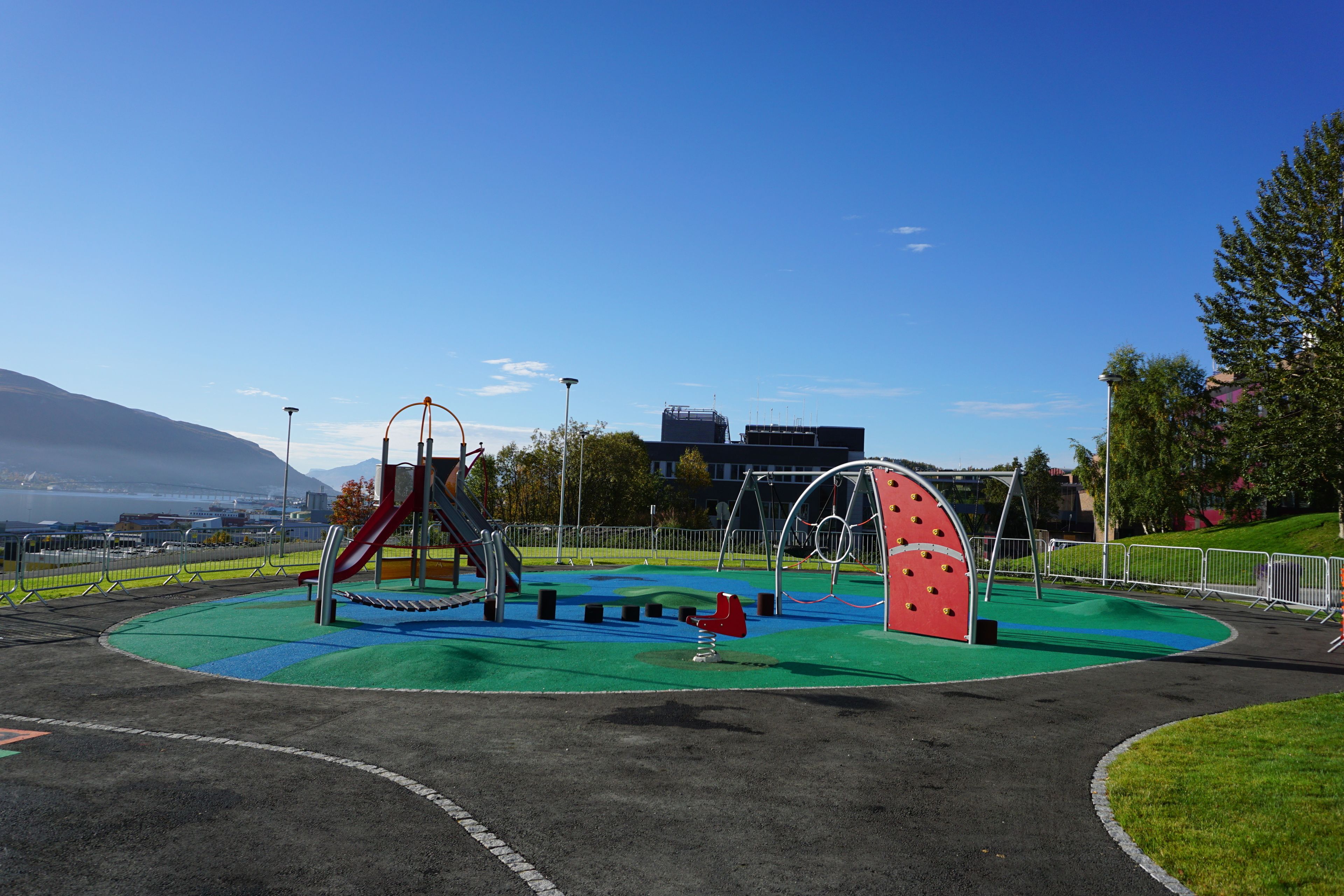 children’s play area – outdoor