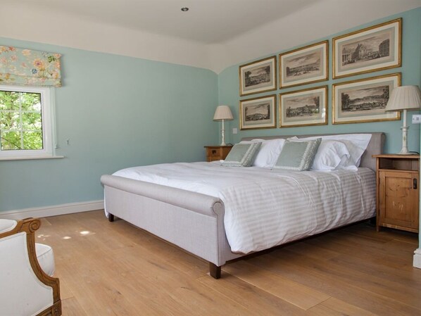 غرفة مزدوجة فاخرة - بحمام داخل الغرفة - منظر للحديقة (Super King) | 1 غرفة نوم وواي فاي