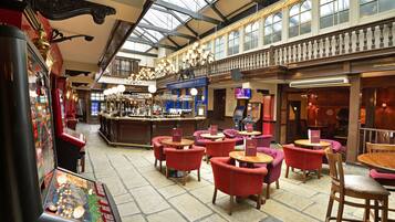 Breakfast, lunch, dinner served; British cuisine