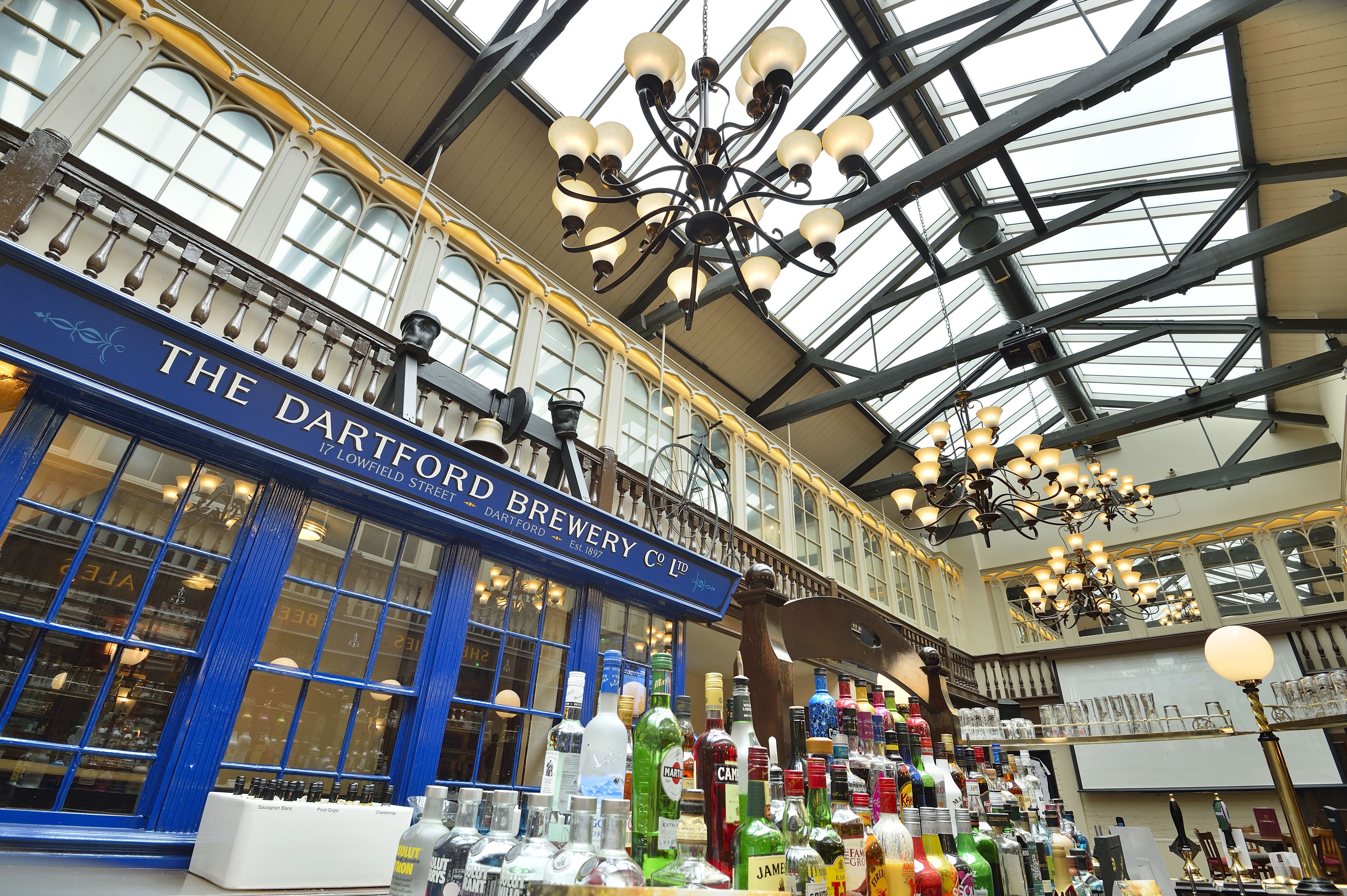 Bar (in der Unterkunft)