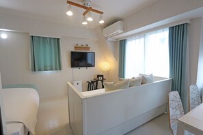 Premium bedding, desk, iron/ironing board, free WiFi - Petit Grande Homes (Tokyo)