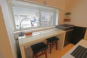 Premium bedding, desk, iron/ironing board, free WiFi - Petit Grande Homes (Tokyo)
