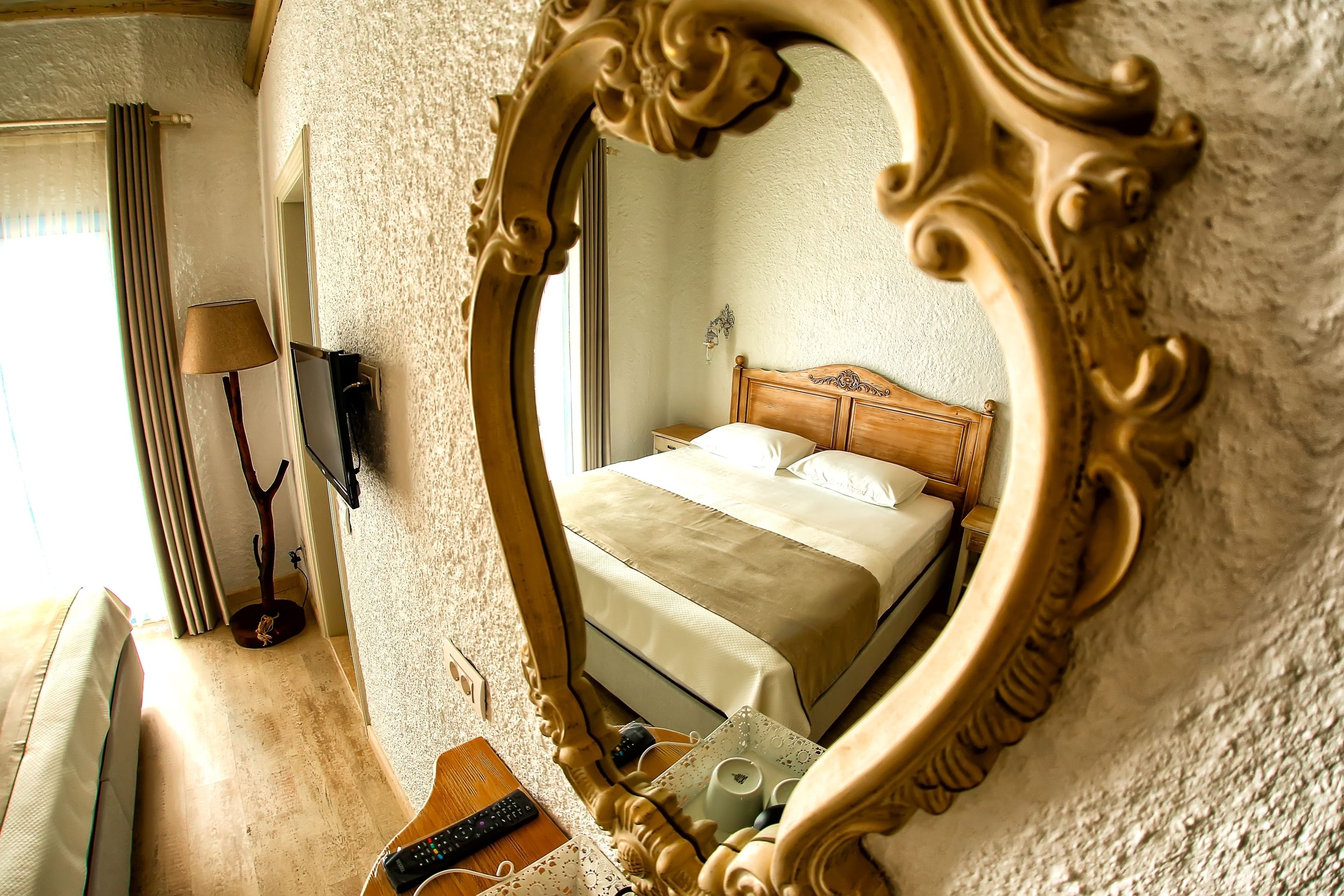 standard double room | minibar, soundproofing, iron/ironing board, free wifi