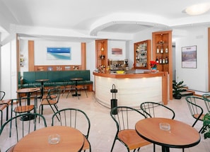 Bar (in der Unterkunft)