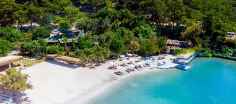 Lagoon Boutique Hotel