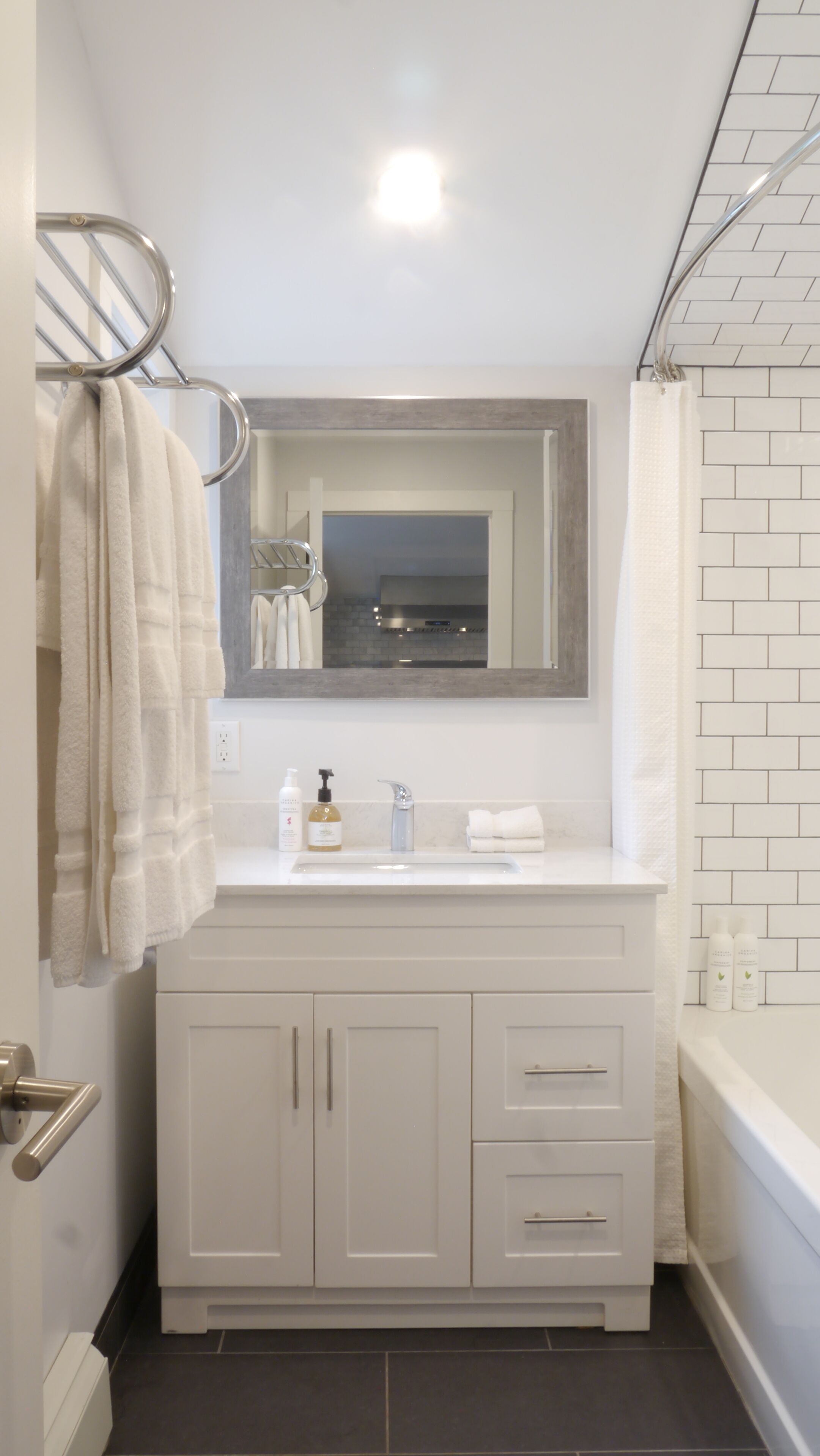 Photo - South Landing Inn