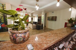 Lobby - Oly Plaza Hotel (Piracicaba)