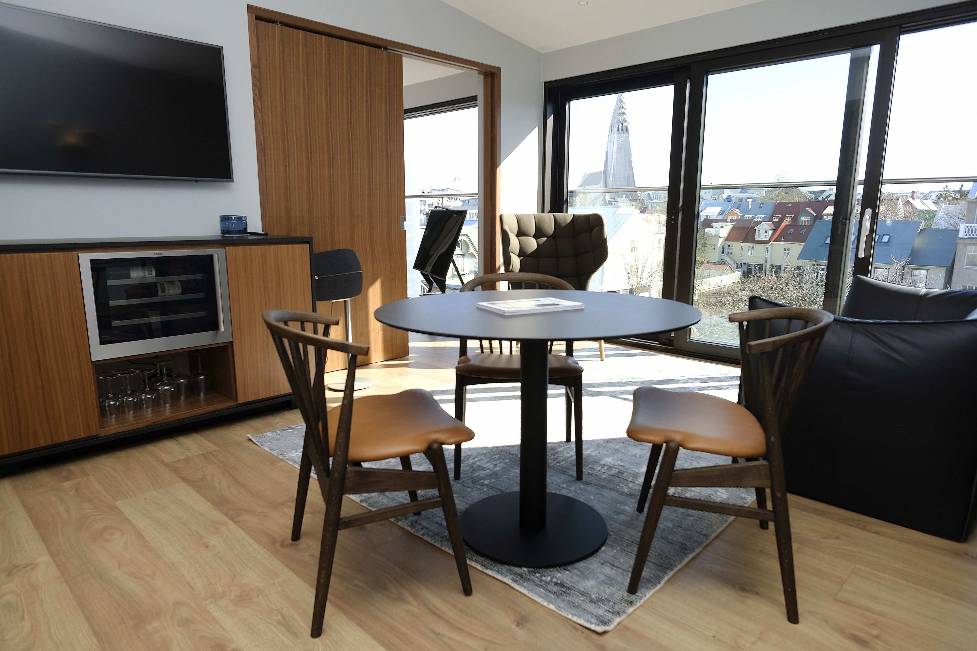 city suite | in-room dining