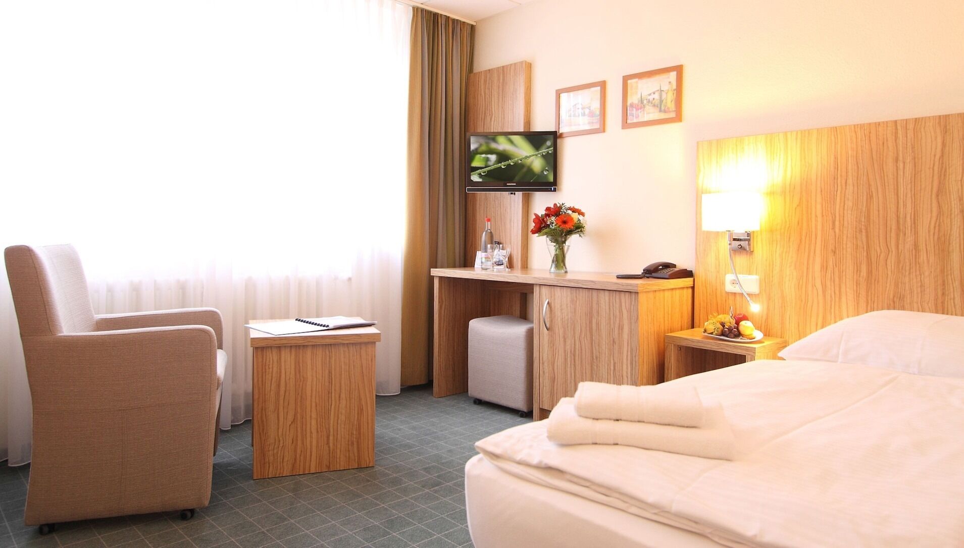 Desk, free WiFi, bed sheets