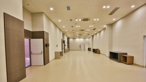 قاعة الولائم والاحتفالات