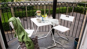 Apartment, 2 Bedrooms | Terrace/patio