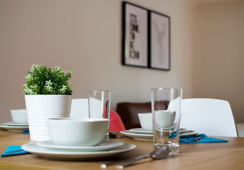 Chic Apartments - Telford Court