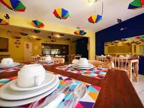 Petit déjeuner buffet compris tous les jours