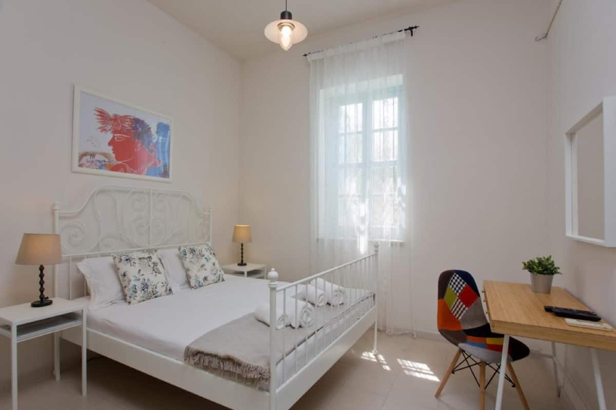 Sábanas de algodón egipcio, ropa de cama de alta calidad y escritorio