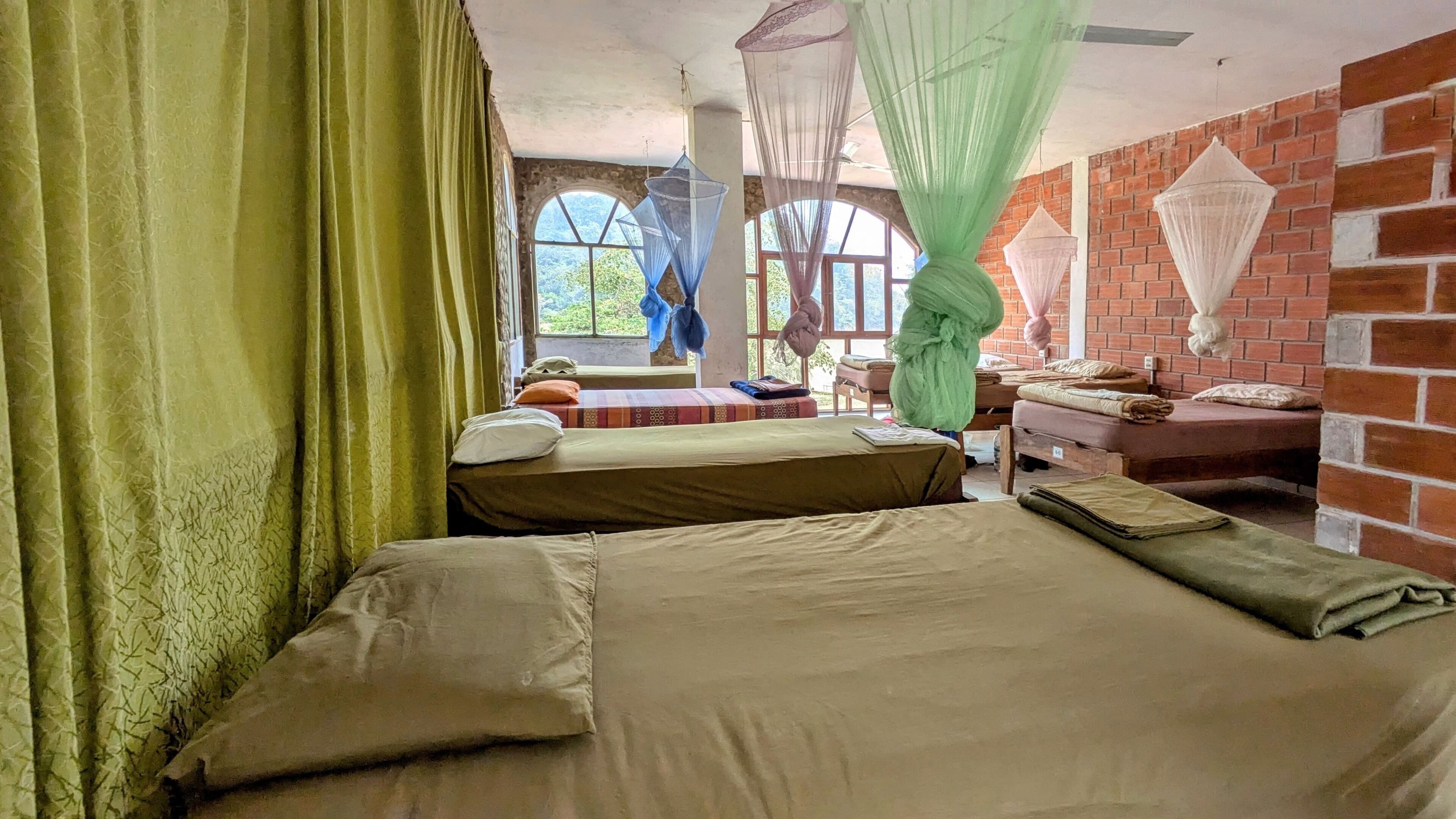 In-room safe, soundproofing, iron/ironing board, free WiFi