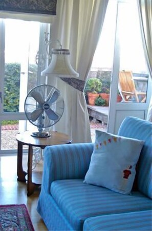Luxury Apartment, 2 Bedrooms | Living area | Flat-screen TV