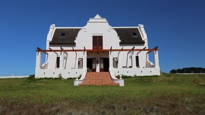 Terrace/patio - Doornbosch Game Lodge and Guest Houses (Baardskeerdersbos)