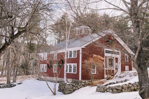 Hill view - Snowvillage Inn (Eaton Center)