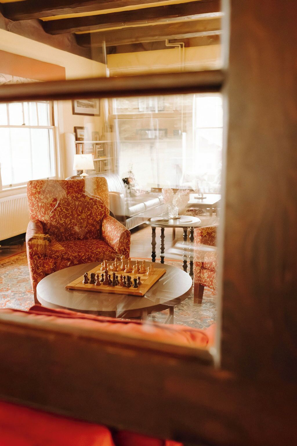 Lobby lounge