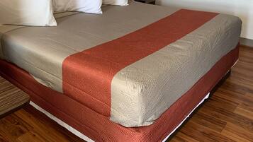 Perushuone | Ilmainen Wi-Fi, vuodevaatteet