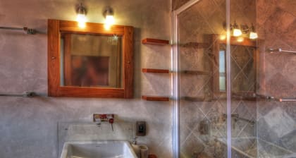 Hartmann Suites
