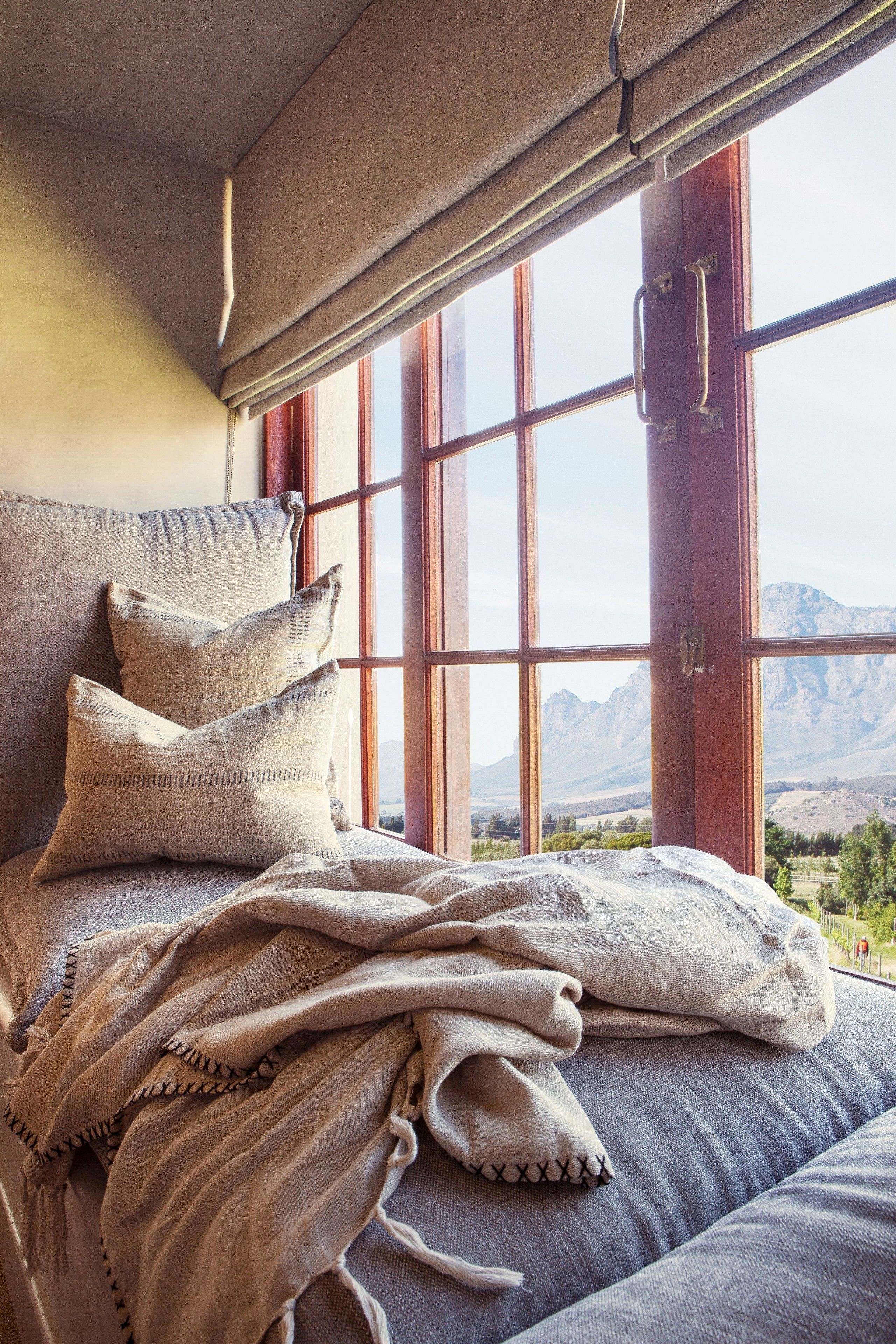 Wabi- Sabi | Mountain view