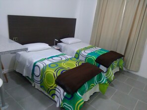 Standard Apartment, 2 Single Beds, Kitchen
