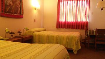 Standard Double Room, 2 Twin Beds | In-room safe, free WiFi