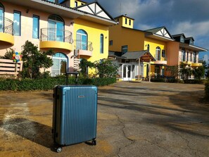 Exterior - Bohemian Holiday Inn (Hengchun)