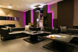 صورة غير مصنفة، 2 من 59، زرّ